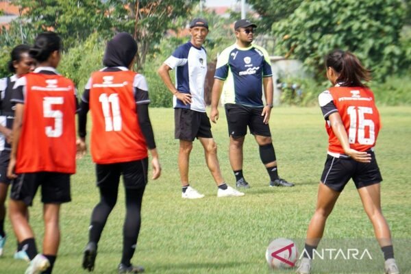 Batalnya Naturalisasi Djenna de Jong: PSSI Berikan Penjelasan Resmi