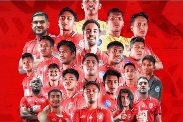 Here are some alternate title suggestions for "Malut United lepas 22 pemain":

1. "Malut United Bid Farewell to 22 Players"
2. "Malut United Parting Ways with 22 Players"
3. "Malut United Releases 22 Players"
4. "22 Players Depart from Malut United"
5. "Malut United's Significant Player Exodus: 22 Departures"
6. "Mass Departure: Malut United Lets Go of 22 Players"
7. "Malut United’s Squad Overhaul: 22 Players Exit"
8. "Transformational Change at Malut United: 22 Players Leave"
9. "Malut United's Roster Shake-Up: 22 Players Released"
10. "22 Players Say Goodbye to Malut United"

Feel free to mix and match or modify these suggestions!